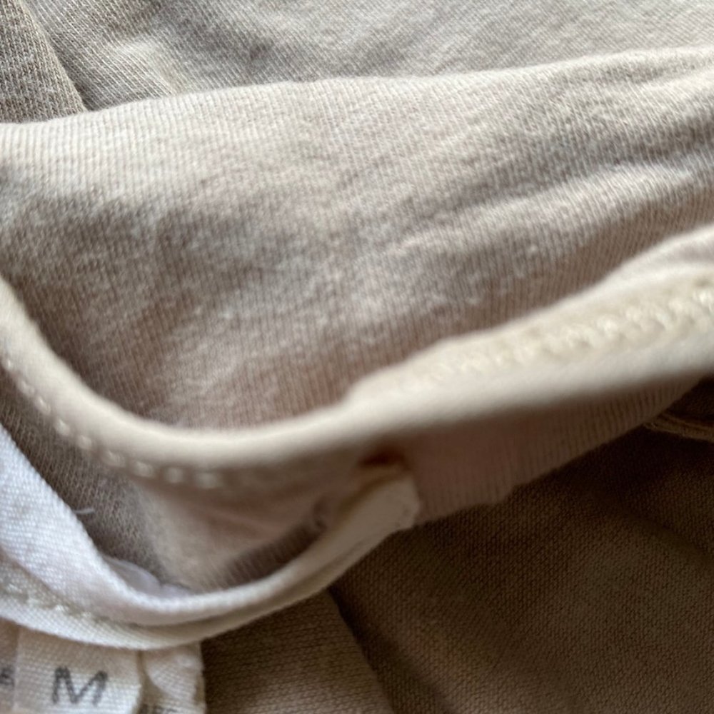 SOLD Set of 4 Layering Camisole Tank Tops sz M - Picture 6 of 7